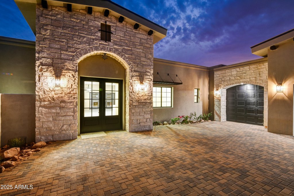 Gold Canyon, Arizona, 85118, United States, 3 Bedrooms Bedrooms, ,4 BathroomsBathrooms,Residential,Forsale,1884333