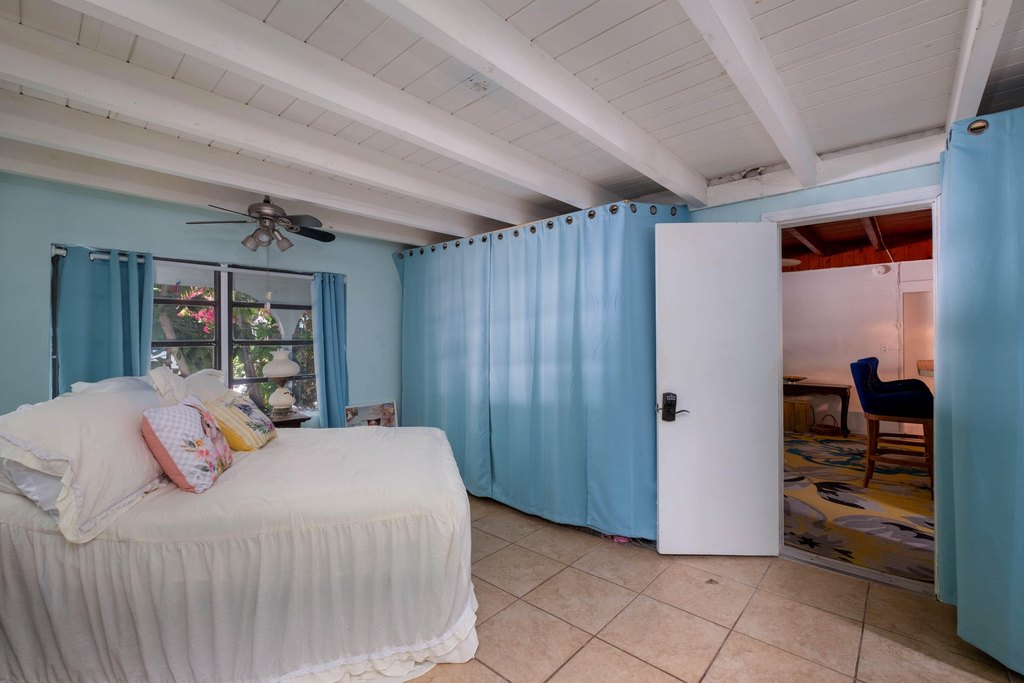 Key Largo, Florida, 33037, United States, 10 Bedrooms Bedrooms, ,9 BathroomsBathrooms,Residential,Forsale,2004337