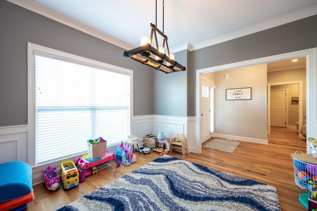 Harrison, Tennessee, 37341, United States, 4 Bedrooms Bedrooms, ,2.5 BathroomsBathrooms,Residential,Forsale,2004674