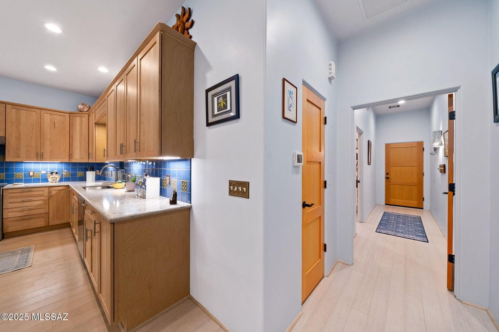 Tucson, Arizona, 85745, United States, 2 Bedrooms Bedrooms, ,2 BathroomsBathrooms,Residential,Forsale,2004419