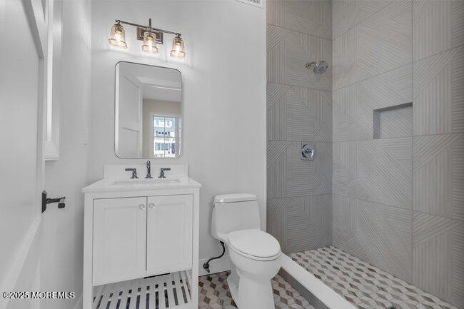 Spring Lake, New Jersey, 07762, United States, 6 Bedrooms Bedrooms, ,7 BathroomsBathrooms,Residential,Forsale,2001418