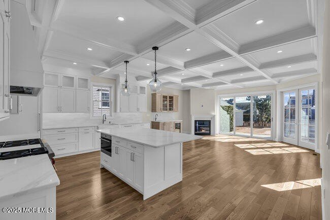 Spring Lake, New Jersey, 07762, United States, 6 Bedrooms Bedrooms, ,7 BathroomsBathrooms,Residential,Forsale,2001418