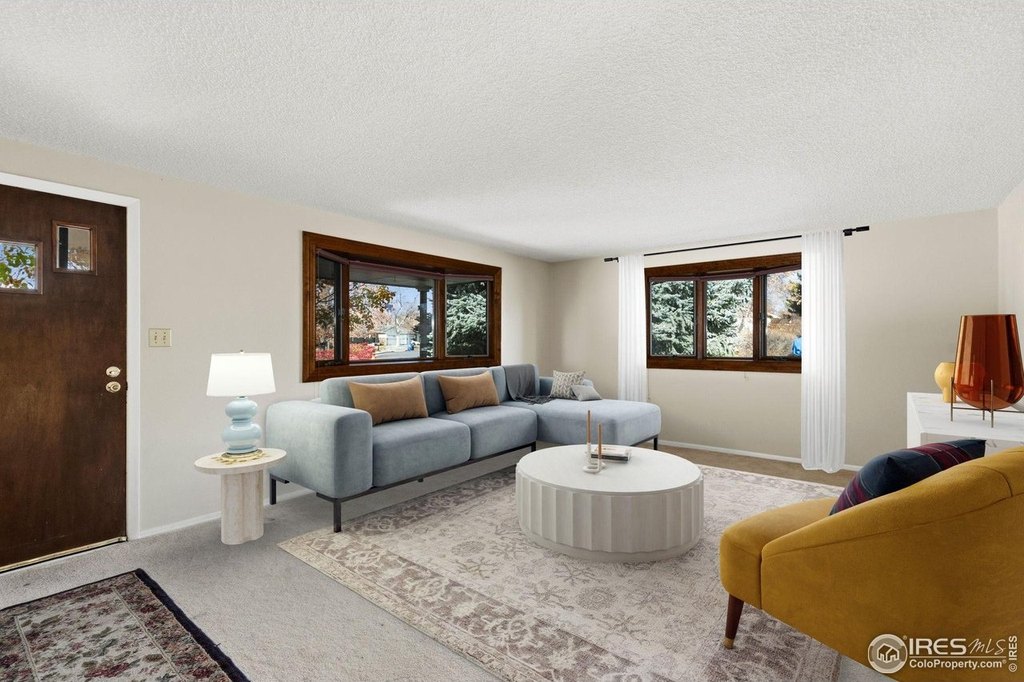 Loveland, Colorado, 80538, United States, 5 Bedrooms Bedrooms, ,2 BathroomsBathrooms,Residential,Forsale,2004289