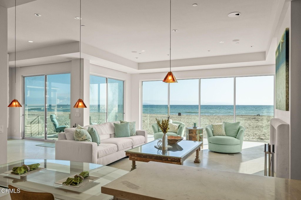 Oxnard, California, 93035, United States, 4 Bedrooms Bedrooms, ,5.5 BathroomsBathrooms,Residential,Forsale,2004314