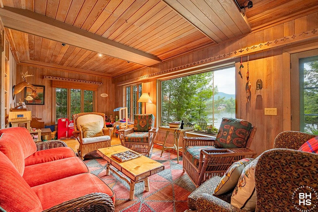 Lake Placid, New York, 12946, United States, 10 Bedrooms Bedrooms, ,7.5 BathroomsBathrooms,Residential,Forsale,1999413