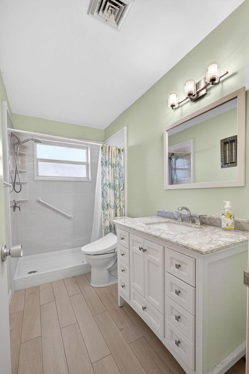 Lake Worth Beach, Florida, 33460, United States, 2 Bedrooms Bedrooms, ,2 BathroomsBathrooms,Residential,Forsale,2010661