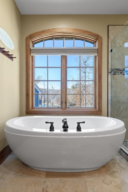 Ten Mile, Tennessee, 37880, United States, 3 Bedrooms Bedrooms, ,3.5 BathroomsBathrooms,Residential,Forsale,2009597