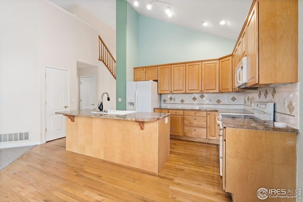 Loveland, Colorado, 80538, United States, 3 Bedrooms Bedrooms, ,3.5 BathroomsBathrooms,Residential,Forsale,2004288