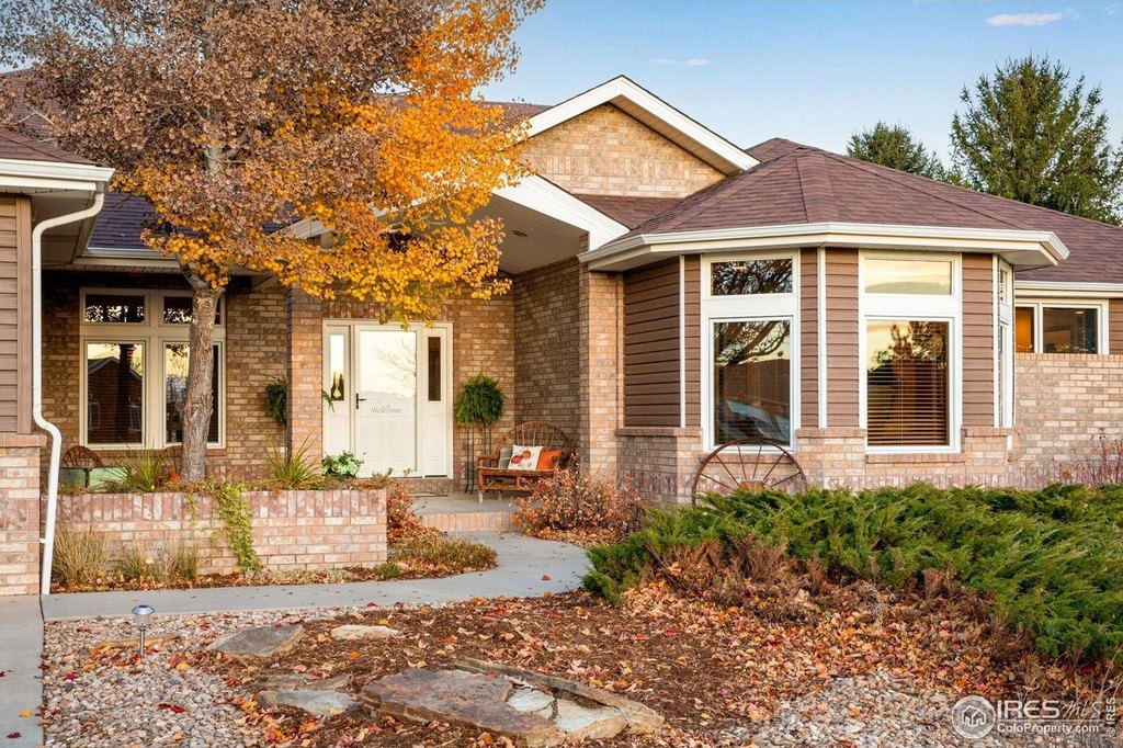 Windsor, Colorado, 80550, United States, 6 Bedrooms Bedrooms, ,3.5 BathroomsBathrooms,Residential,Forsale,2004284