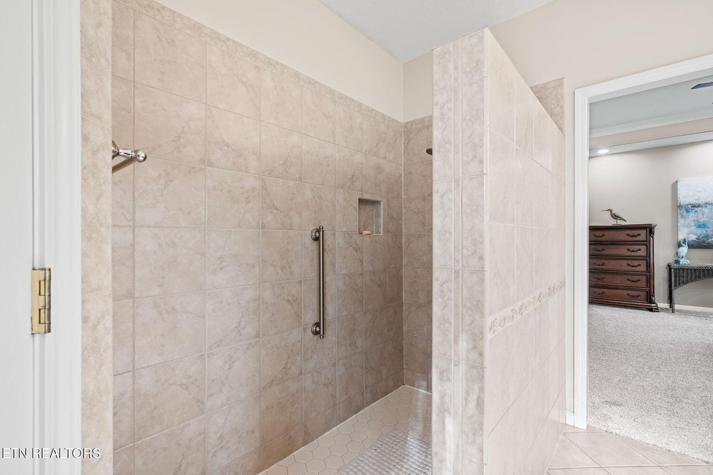 Crossville, Tennessee, 38558, United States, 4 Bedrooms Bedrooms, ,2.5 BathroomsBathrooms,Residential,Forsale,1996605