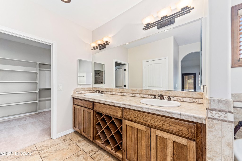 Vail, Arizona, 85641, United States, 4 Bedrooms Bedrooms, ,3.5 BathroomsBathrooms,Residential,Forsale,2004438