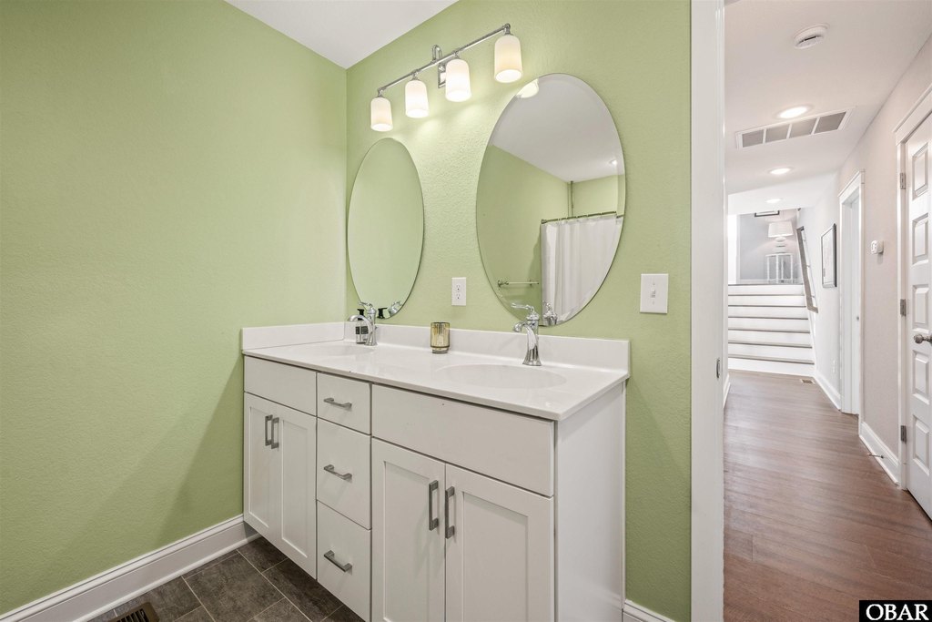 Kitty Hawk, North Carolina, 27949, United States, 4 Bedrooms Bedrooms, ,3.5 BathroomsBathrooms,Residential,Forsale,2004901