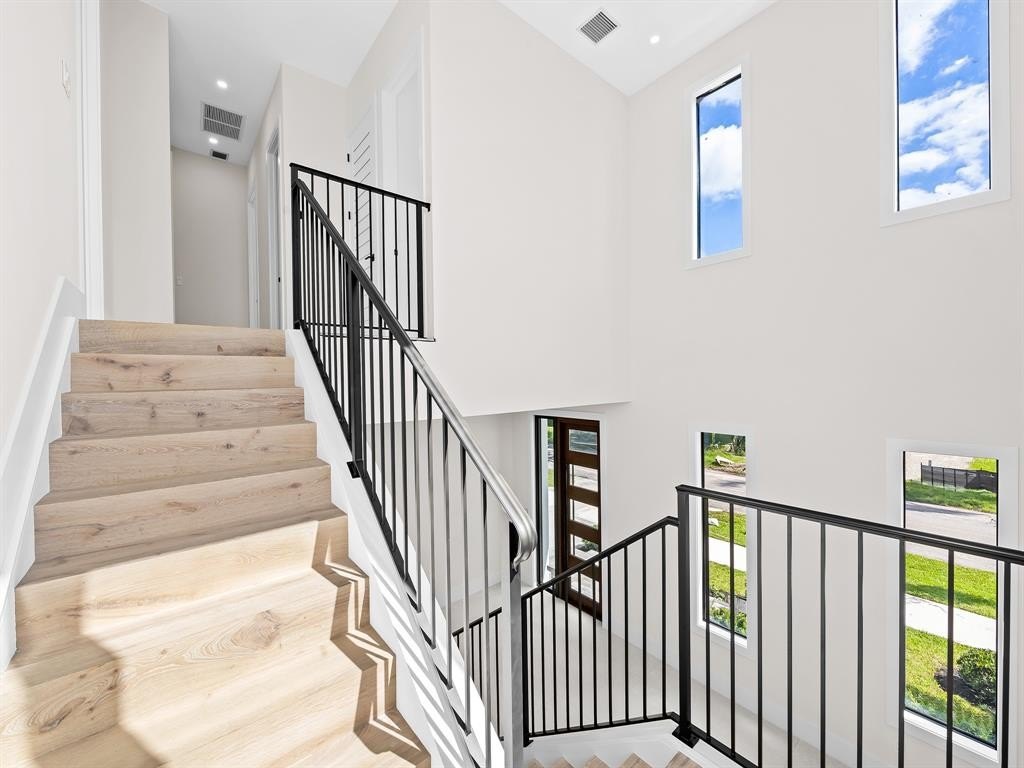 Fort Lauderdale, Florida, 33304, United States, 3 Bedrooms Bedrooms, ,2.5 BathroomsBathrooms,Residential,Forsale,2004485