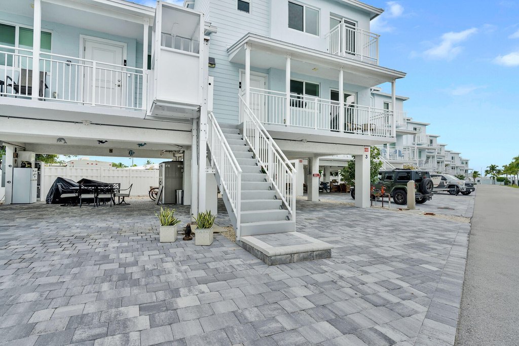 Marathon, Florida, 33050, United States, 1 Bedroom Bedrooms, ,2 BathroomsBathrooms,Residential,Forsale,2011108