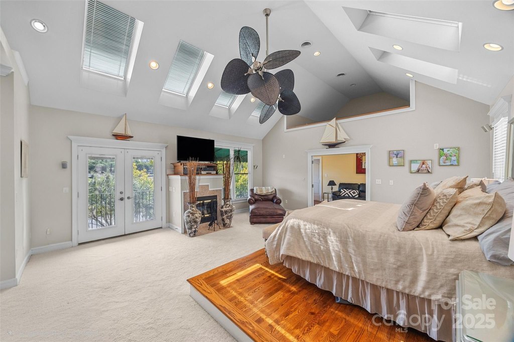 Clover, South Carolina, 29710, United States, 5 Bedrooms Bedrooms, ,7.5 BathroomsBathrooms,Residential,Forsale,2004572