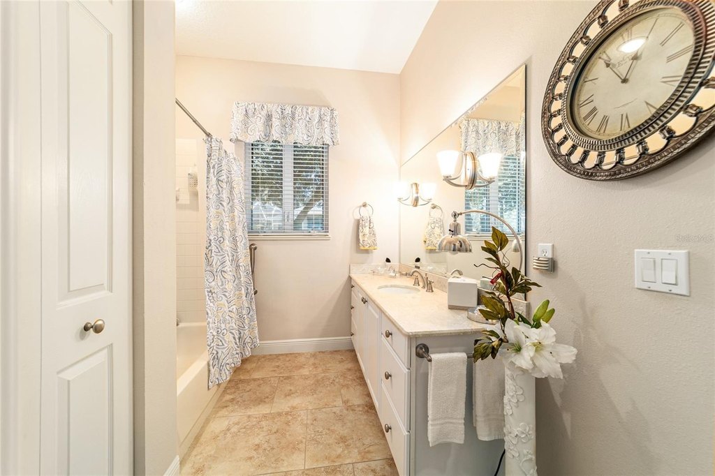 OCALA, Florida, 34480, United States, 4 Bedrooms Bedrooms, ,3 BathroomsBathrooms,Residential,Forsale,2004578