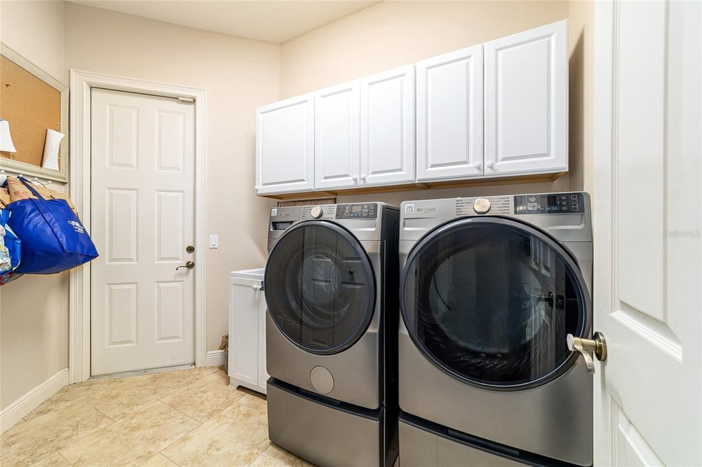 OCALA, Florida, 34480, United States, 4 Bedrooms Bedrooms, ,3 BathroomsBathrooms,Residential,Forsale,2004578