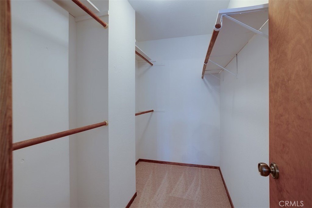 Lake Arrowhead, California, 92352, United States, 5 Bedrooms Bedrooms, ,3.5 BathroomsBathrooms,Residential,Forsale,1953304