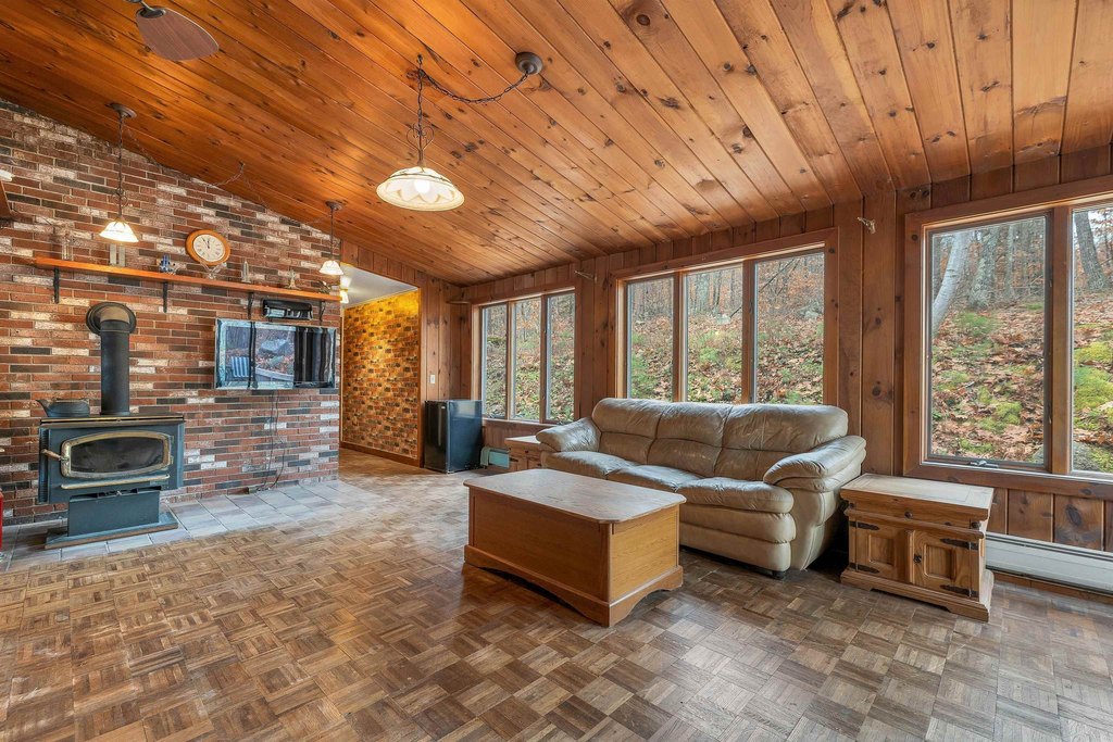 New Durham, New Hampshire, 03855, United States, 2 Bedrooms Bedrooms, ,1.5 BathroomsBathrooms,Residential,Forsale,2004713