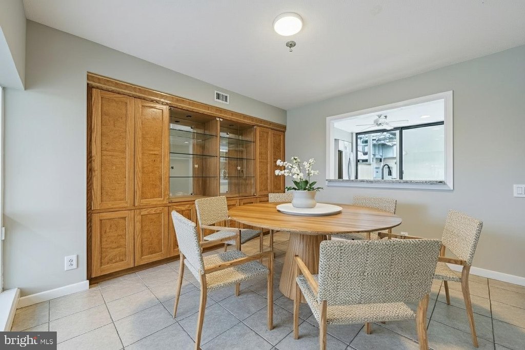 PHILADELPHIA, Pennsylvania, 19106, United States, 2 Bedrooms Bedrooms, ,2.5 BathroomsBathrooms,Residential,Forsale,2004202