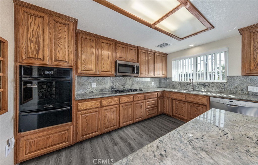 San Bernardino, California, 92404, United States, 3 Bedrooms Bedrooms, ,2 BathroomsBathrooms,Residential,Forsale,2007695