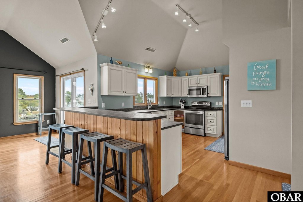 Kill Devil Hills, North Carolina, 27948, United States, 4 Bedrooms Bedrooms, ,3.5 BathroomsBathrooms,Residential,Forsale,2004898