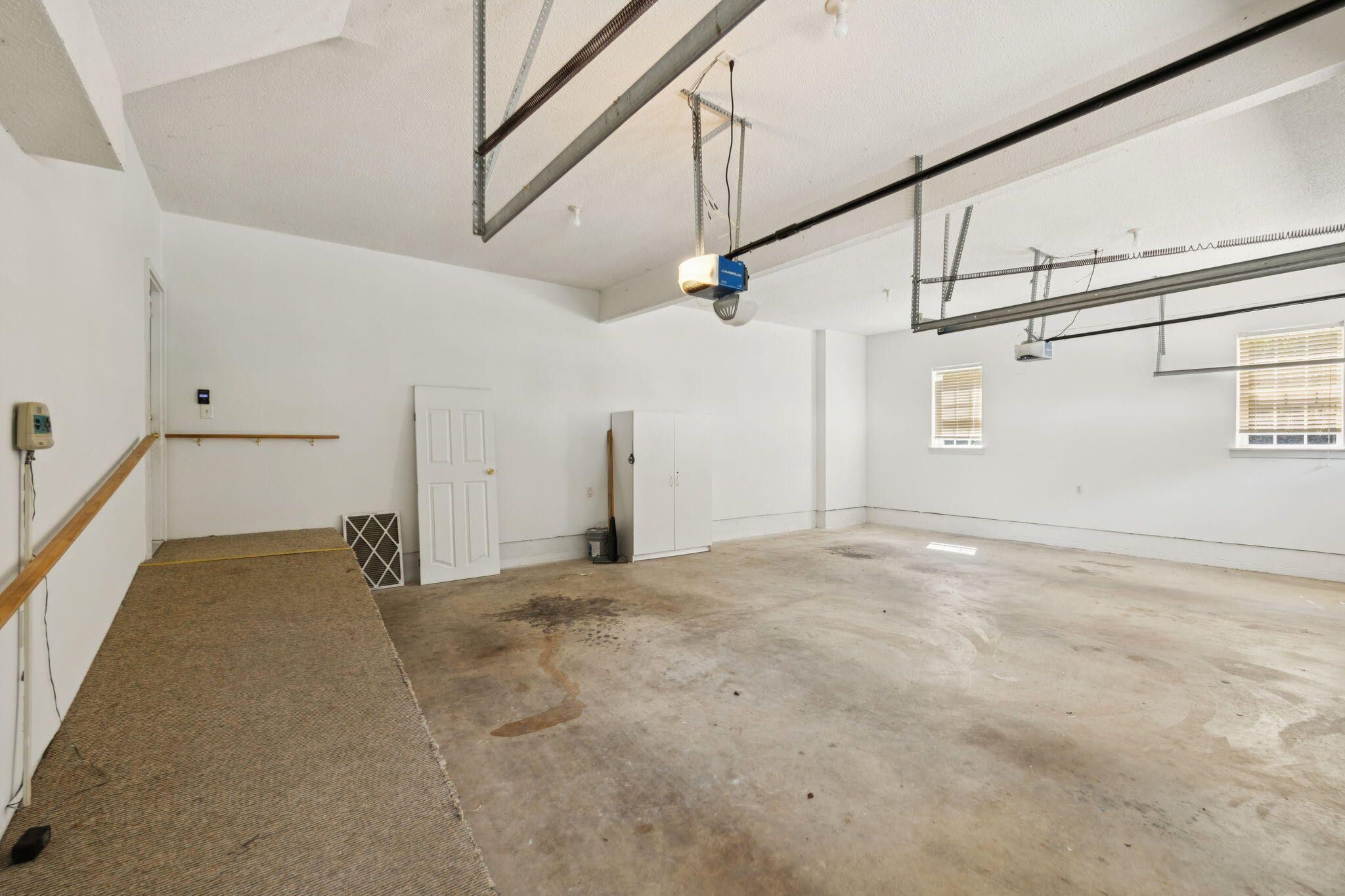 Harrison, Tennessee, 37341, United States, 4 Bedrooms Bedrooms, ,3 BathroomsBathrooms,Residential,Forsale,1946803