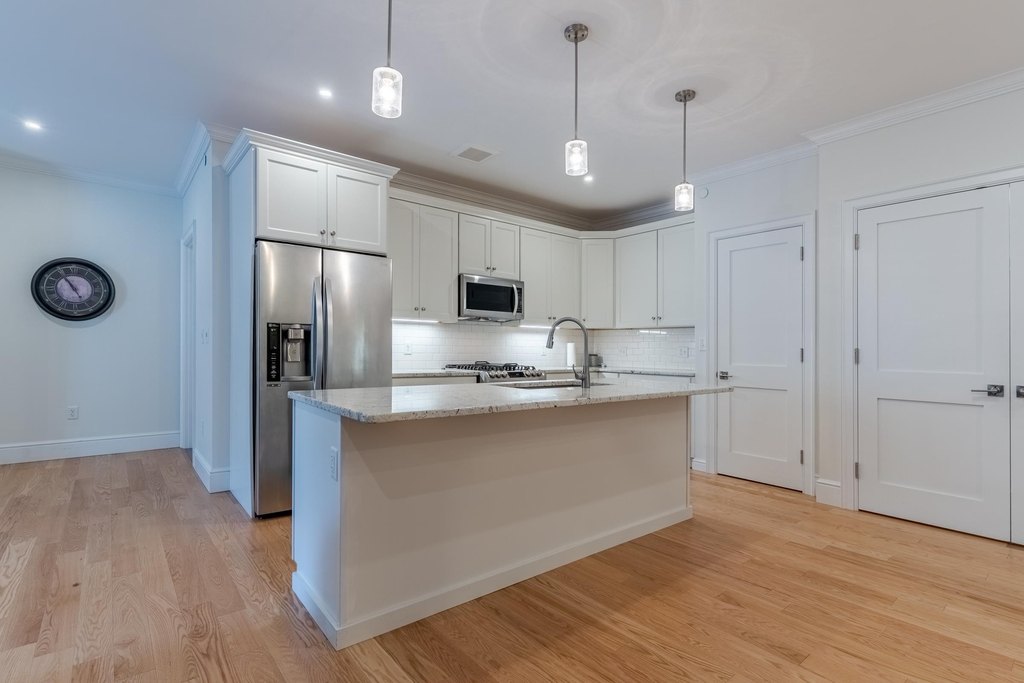 Exeter, New Hampshire, 03833, United States, 2 Bedrooms Bedrooms, ,2 BathroomsBathrooms,Residential,Forsale,2004718