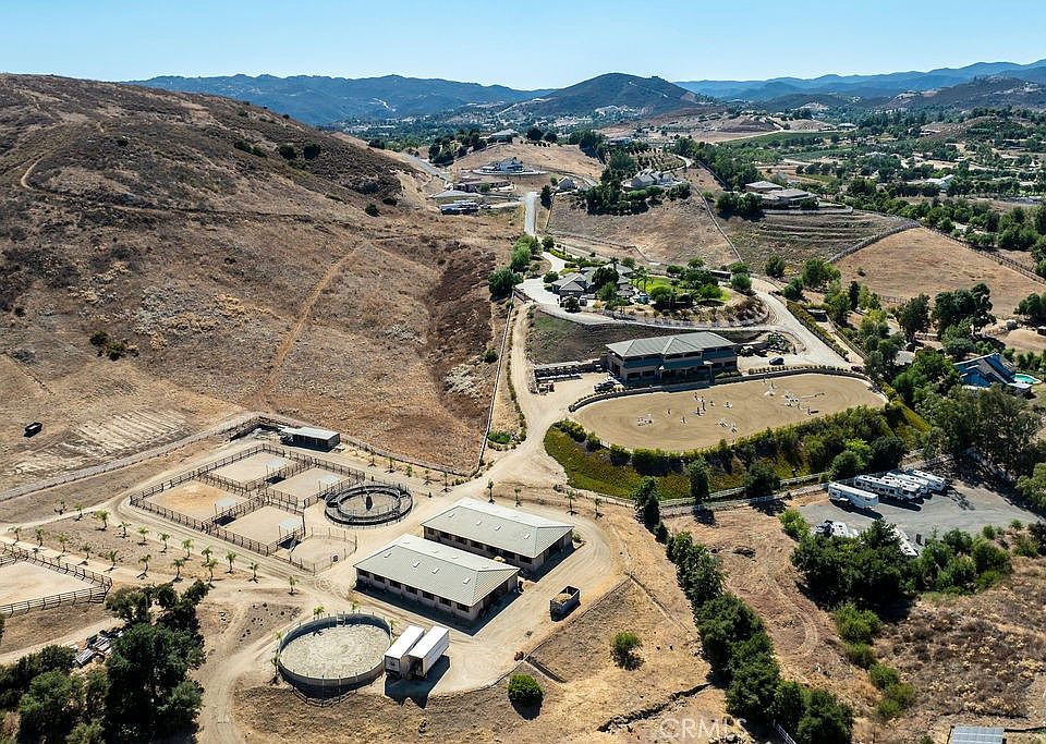 Murrieta, California, 92562, United States, 5 Bedrooms Bedrooms, ,5 BathroomsBathrooms,Residential,Forsale,2004225