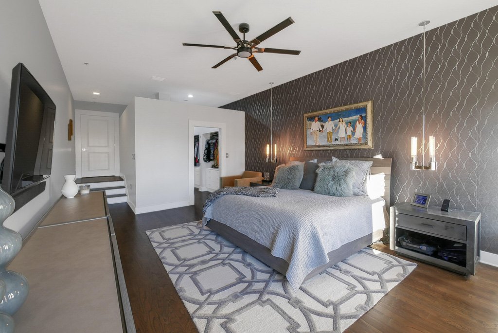 Chattanooga, Tennessee, 37402, United States, 2 Bedrooms Bedrooms, ,2 BathroomsBathrooms,Residential,Forsale,2004676