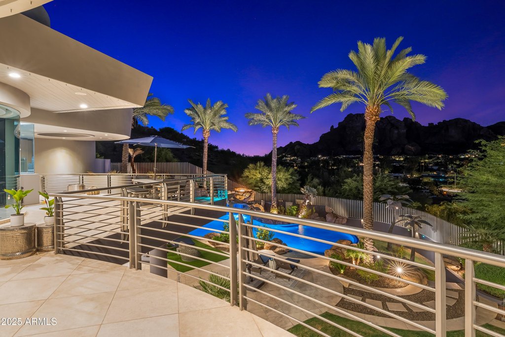 Paradise Valley, Arizona, 85253, United States, 5 Bedrooms Bedrooms, ,6.5 BathroomsBathrooms,Residential,Forsale,2004936