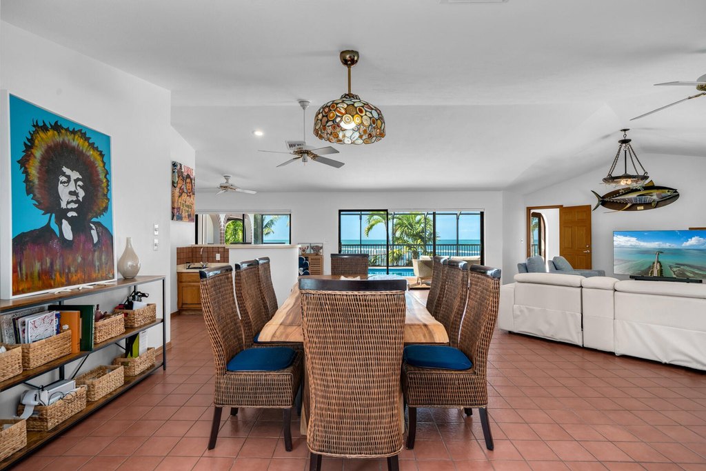 Marathon, Florida, 33050, United States, 3 Bedrooms Bedrooms, ,2.5 BathroomsBathrooms,Residential,Forsale,2011131