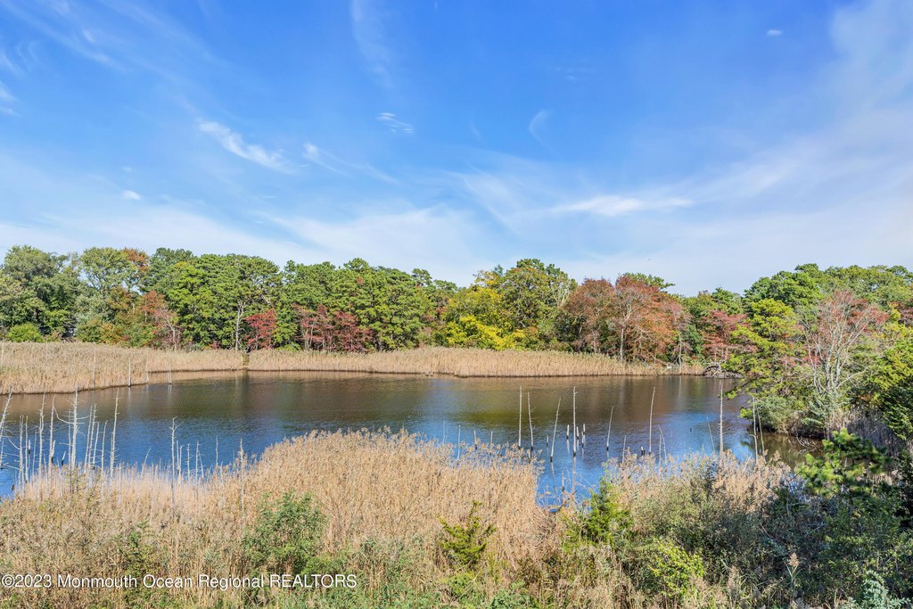 Brick, New Jersey, 08724, United States, 5 Bedrooms Bedrooms, ,4 BathroomsBathrooms,Residential,Forsale,2008938