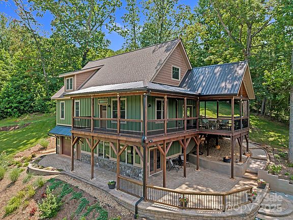 Leicester, North Carolina, 28748, United States, 3 Bedrooms Bedrooms, ,2 BathroomsBathrooms,Residential,Forsale,2004307