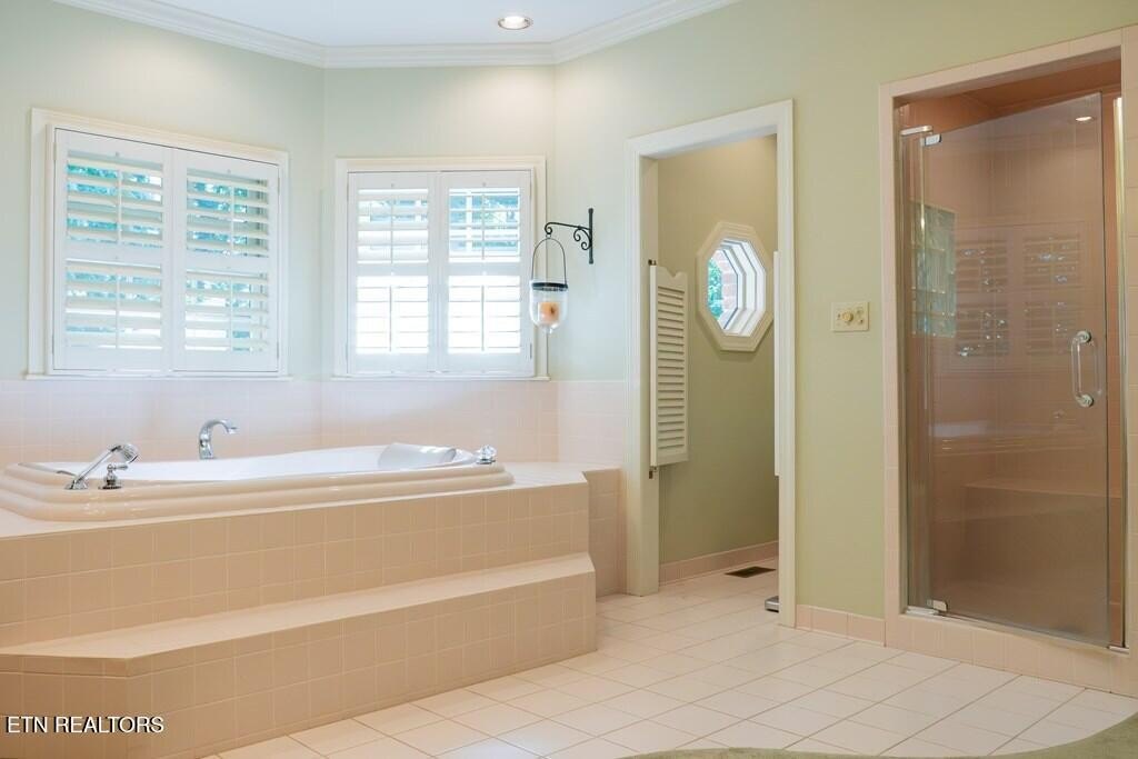 Livingston, Tennessee, 38570, United States, 3 Bedrooms Bedrooms, ,4.5 BathroomsBathrooms,Residential,Forsale,1952671