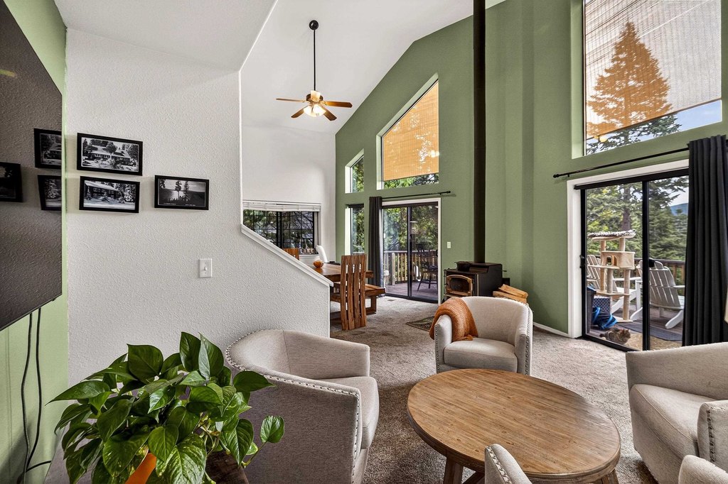 Lake Almanor, California, 96137, United States, 3 Bedrooms Bedrooms, ,2.5 BathroomsBathrooms,Residential,Forsale,2012842