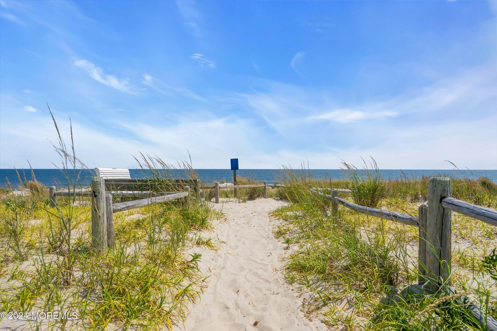 Harvey Cedars, New Jersey, 08008, United States, ,Land,Forsale,2008380