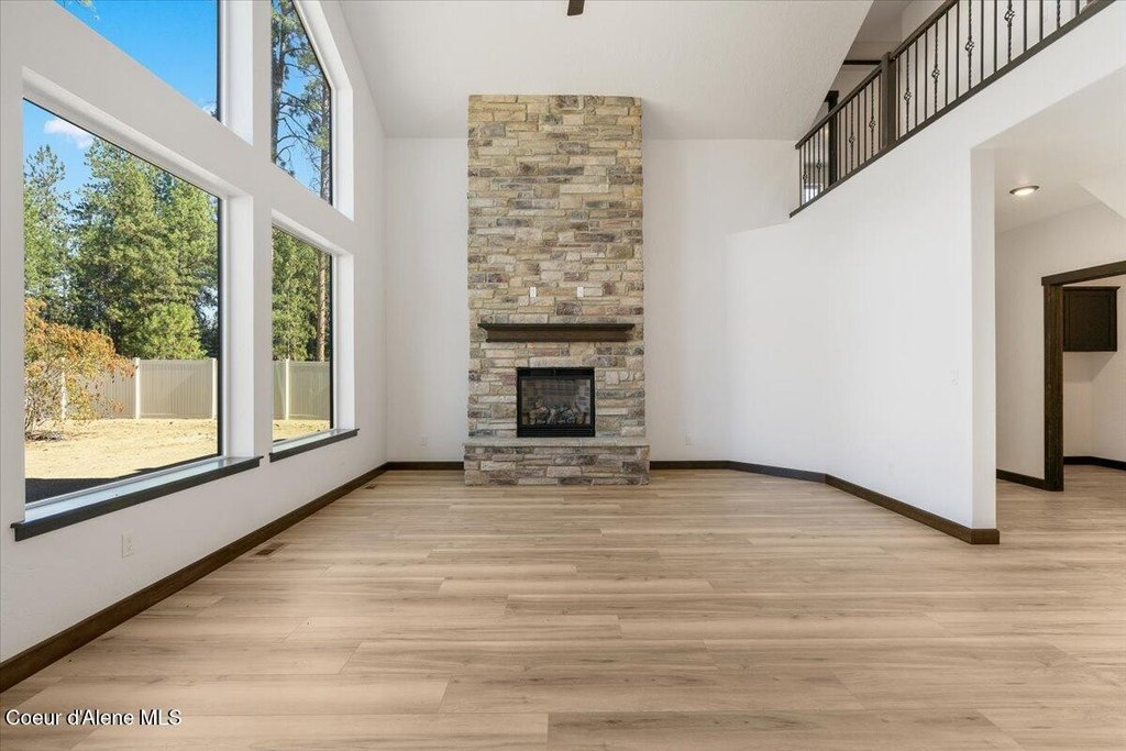 Post Falls, Idaho, 83854, United States, 4 Bedrooms Bedrooms, ,2.5 BathroomsBathrooms,Residential,Forsale,1984579