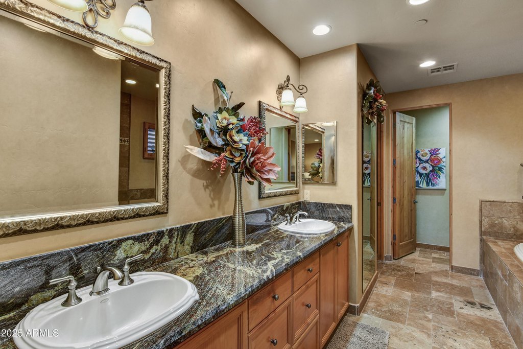 Gold Canyon, Arizona, 85118, United States, 3 Bedrooms Bedrooms, ,3.5 BathroomsBathrooms,Residential,Forsale,2004917