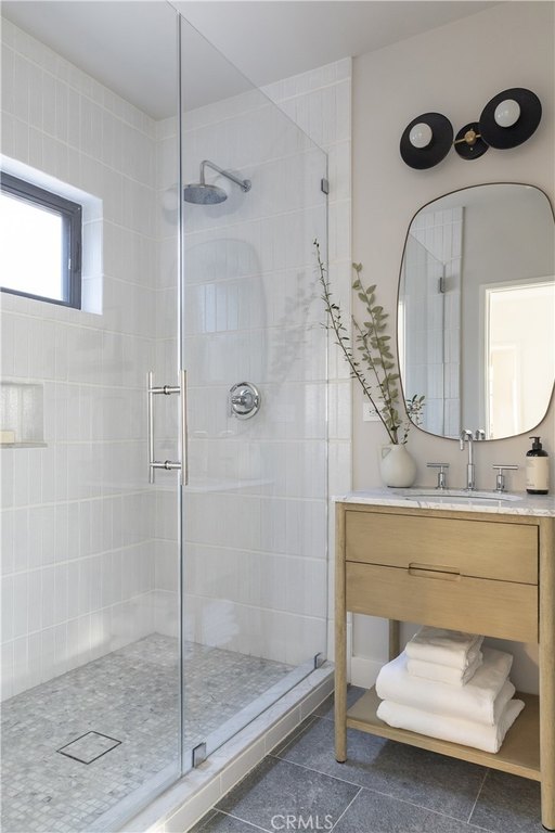 Lake Arrowhead, California, 92352, United States, 5 Bedrooms Bedrooms, ,5 BathroomsBathrooms,Residential,Forsale,2004865