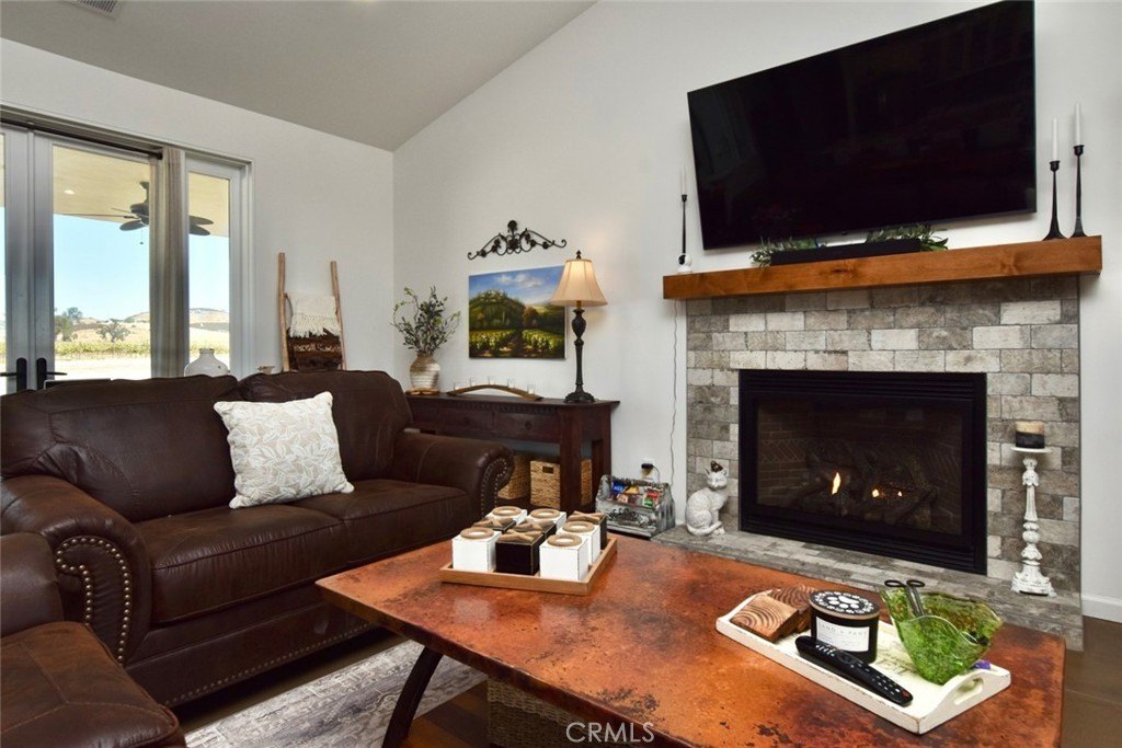 Lockwood, California, 93932, United States, 3 Bedrooms Bedrooms, ,3 BathroomsBathrooms,Residential,Forsale,2004820