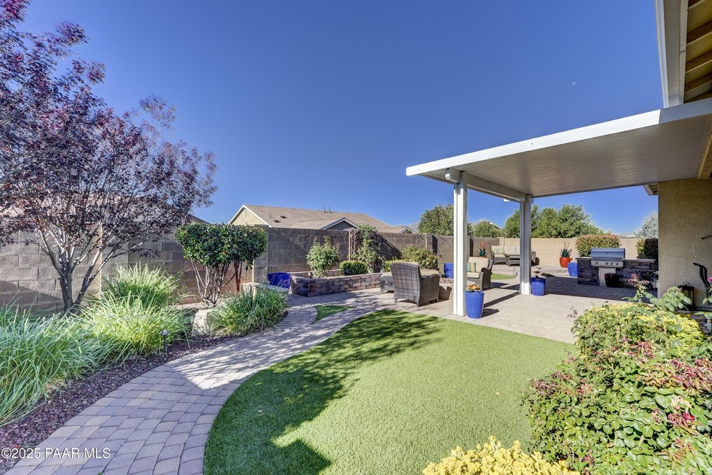 Dewey-Humboldt, Arizona, 86327, United States, 2 Bedrooms Bedrooms, ,2 BathroomsBathrooms,Residential,Forsale,1952162