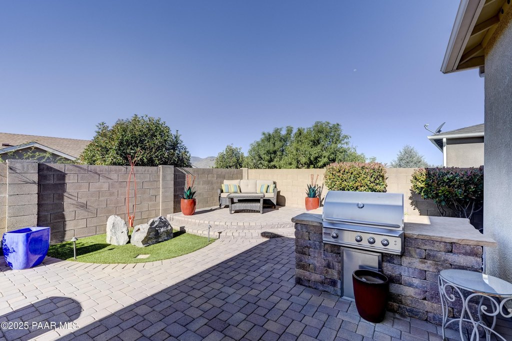 Dewey-Humboldt, Arizona, 86327, United States, 2 Bedrooms Bedrooms, ,2 BathroomsBathrooms,Residential,Forsale,1952162