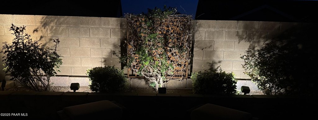 Dewey-Humboldt, Arizona, 86327, United States, 2 Bedrooms Bedrooms, ,2 BathroomsBathrooms,Residential,Forsale,1952162