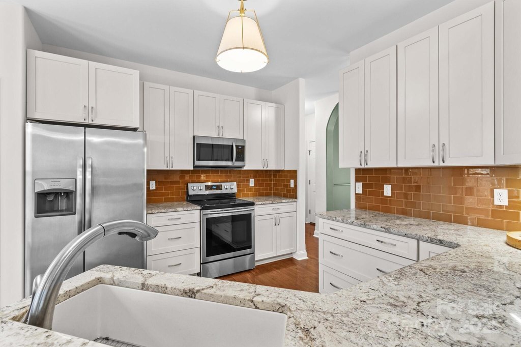 Salisbury, North Carolina, 28147, United States, 3 Bedrooms Bedrooms, ,3.5 BathroomsBathrooms,Residential,Forsale,1953173