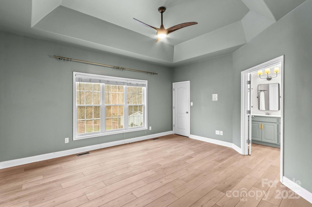 Salisbury, North Carolina, 28147, United States, 3 Bedrooms Bedrooms, ,3.5 BathroomsBathrooms,Residential,Forsale,1953173