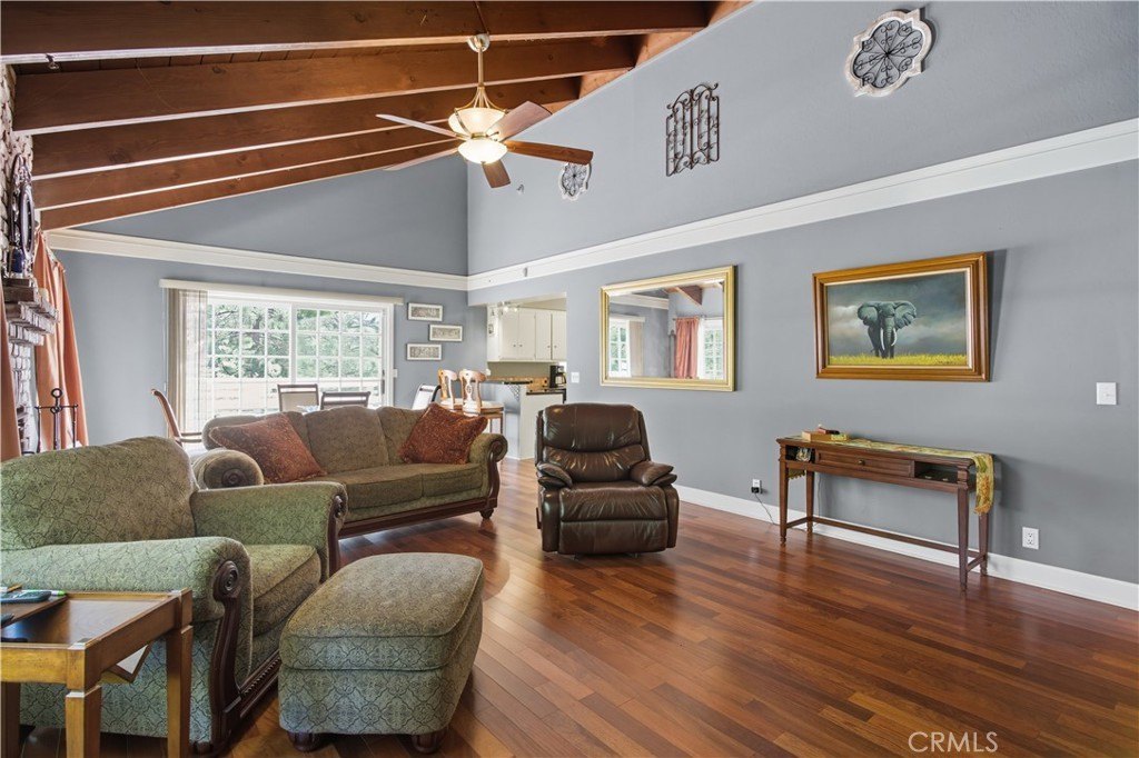 Lake Arrowhead, California, 92352, United States, 4 Bedrooms Bedrooms, ,3 BathroomsBathrooms,Residential,Forsale,1971047