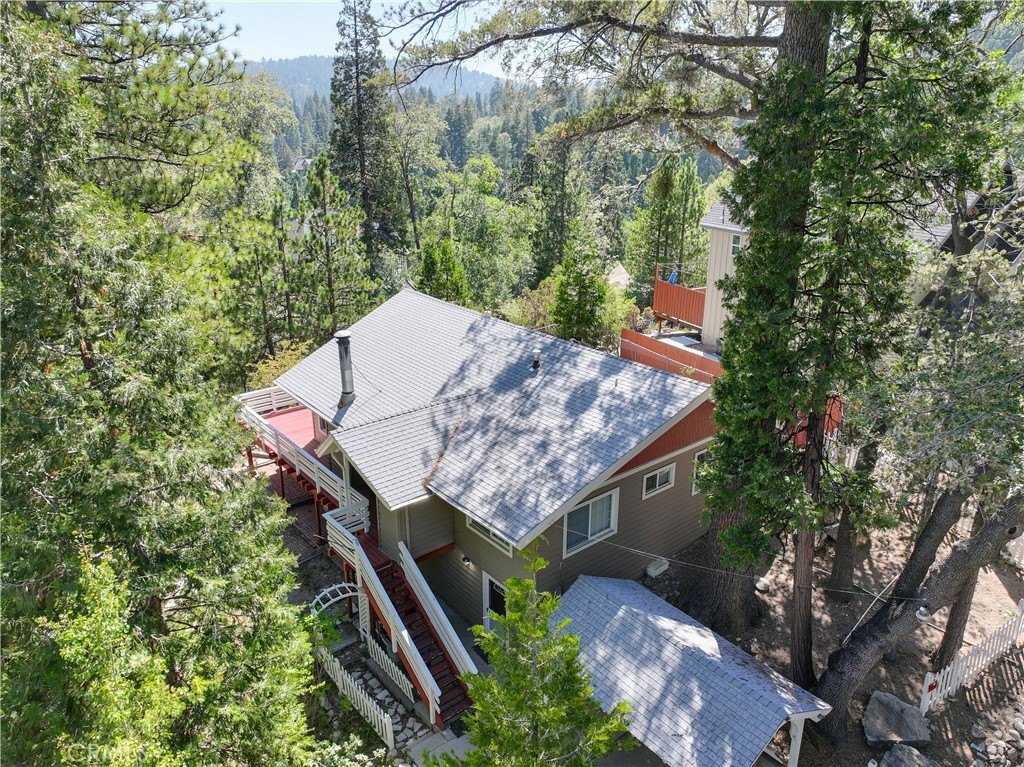 Lake Arrowhead, California, 92352, United States, 4 Bedrooms Bedrooms, ,3 BathroomsBathrooms,Residential,Forsale,1971047