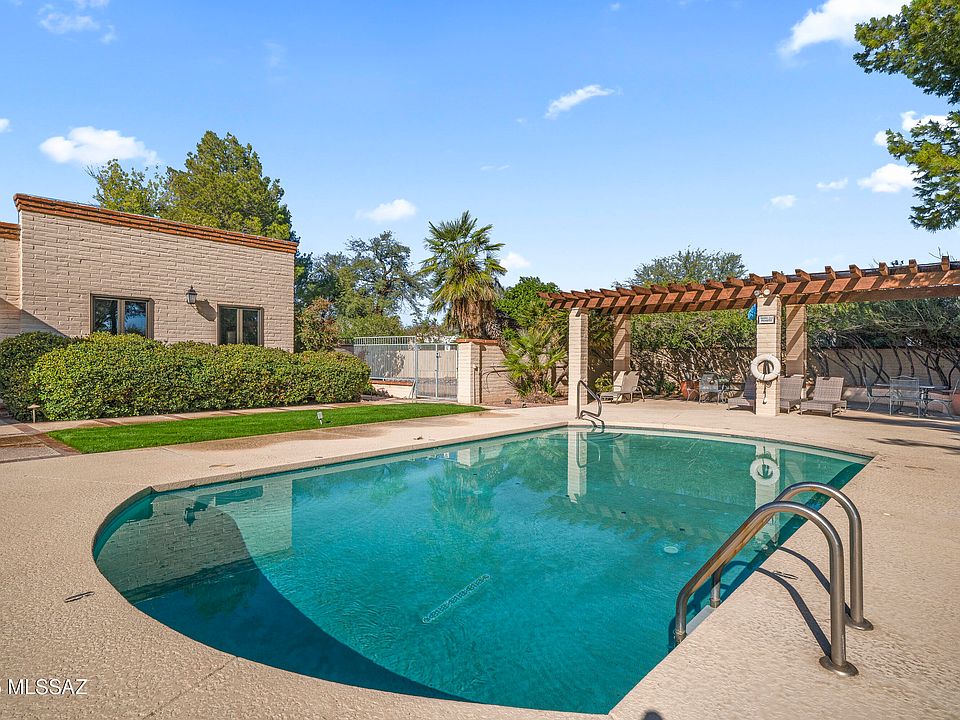 Tucson, Arizona, 85712, United States, 3 Bedrooms Bedrooms, ,2 BathroomsBathrooms,Residential,Forsale,2004426