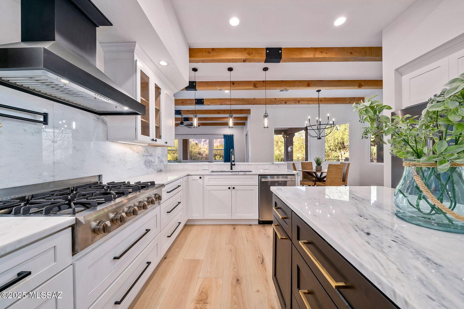 Tucson, Arizona, 85718, United States, 5 Bedrooms Bedrooms, ,5 BathroomsBathrooms,Residential,Forsale,2004433